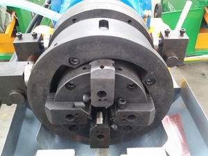 أشرطة سيخ التسليح من الجانبين تضمن السطح الأملس